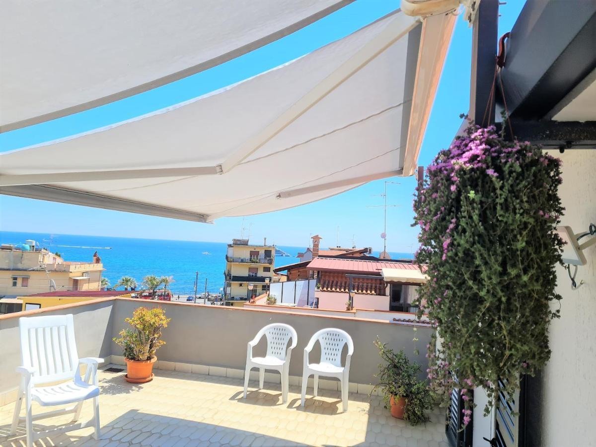 Suite Home Panorama Giardini-Naxos Zewnętrze zdjęcie